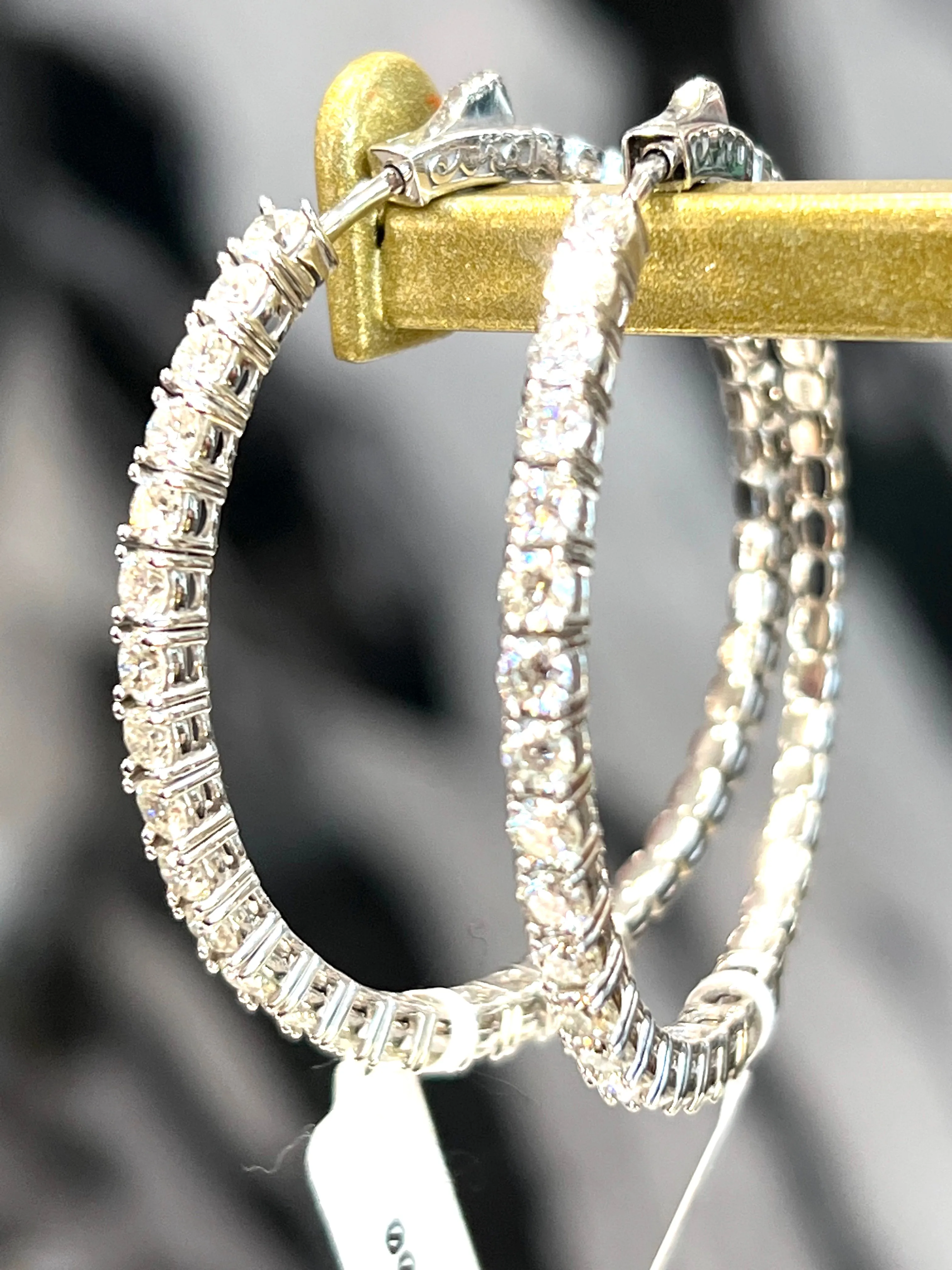 14K GOLD DIAMOND CROWN HOOP EARRINGS