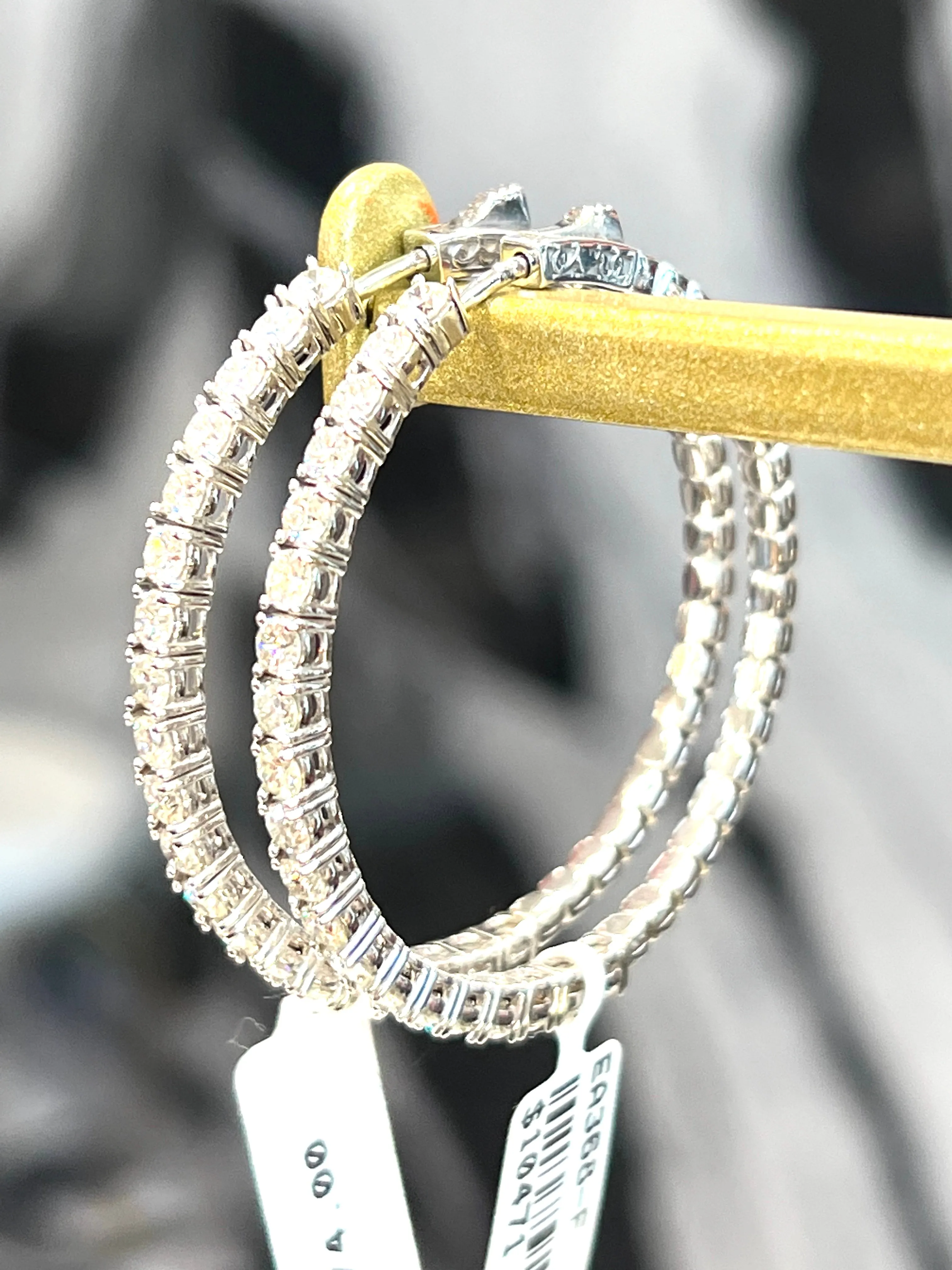 14K GOLD DIAMOND CROWN HOOP EARRINGS