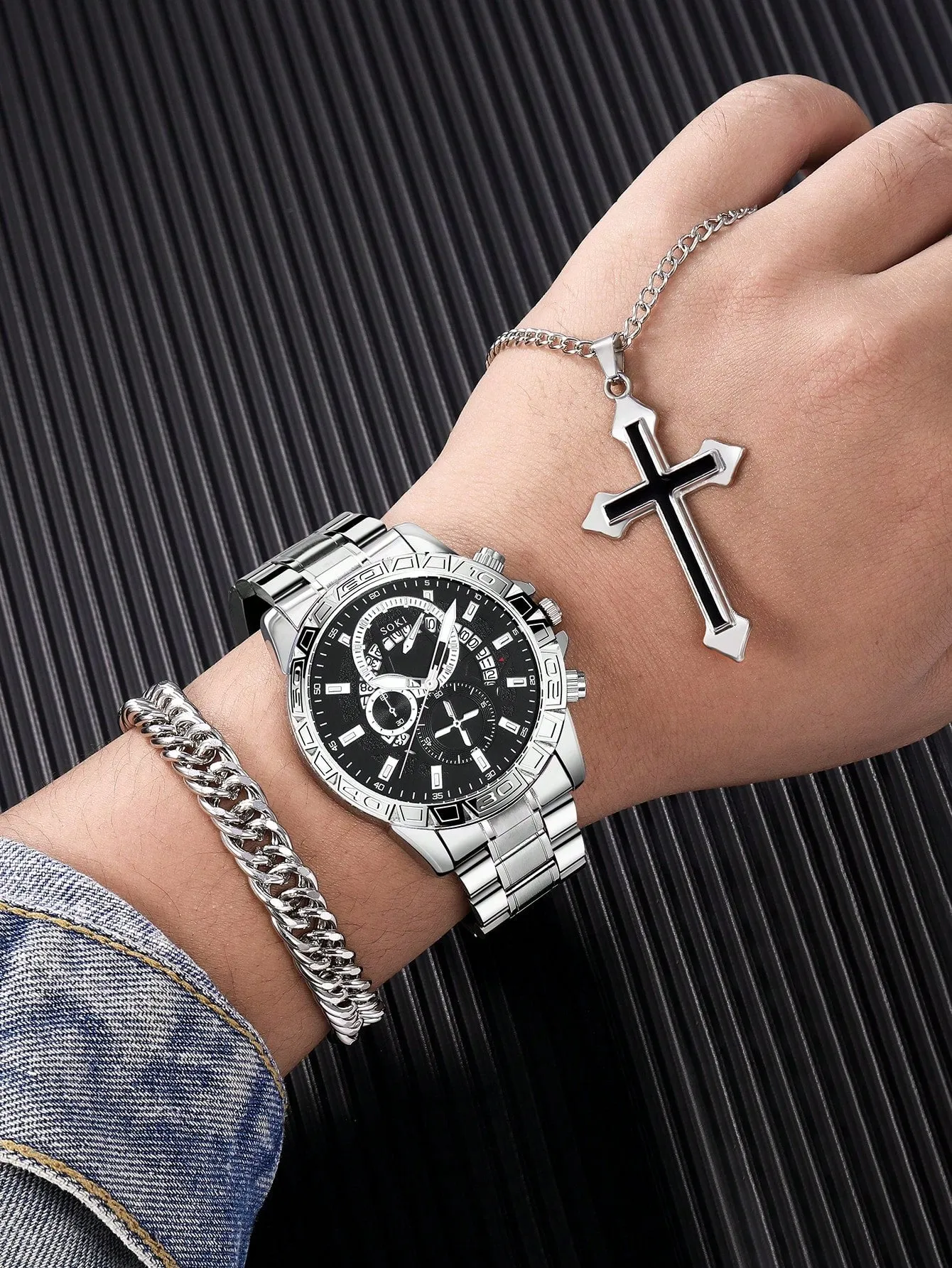 Men's Silver Stainless Steel Calendar Casual Sports Quartz Watch 3pcs/Set