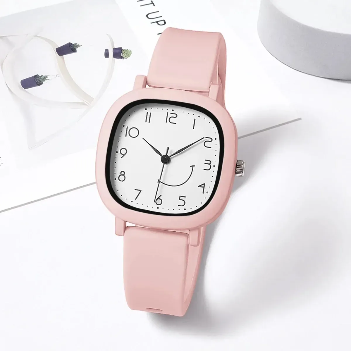 Women Quartz Jelly Silicone Strap Sports Watch with Smile Dial